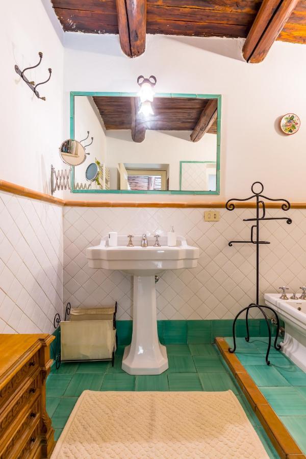 Residenza Capano Charming House By Napoliapartments Appartamento *